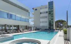 Letovisko Rimini: Miramare priamo pri pláži v Hoteli Ascot & Spa **** s polpenziou + bazén, vírivka a animácie