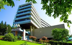 Beskydy: Hotel Relax *** blízko Pusteven s polopenzí, bazénem, alpskou koupelí a wellness