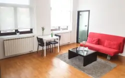 Pokoje jsou moderní a světlé