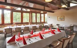 V hotelové restauraci si pochutnáte