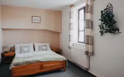 Interiéry pokoje Nadstandard, Hotel Červený Mlýn Tišnov ***