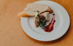 Restaurace Červený Mlýn Tišnov *** vaří z místních surovin