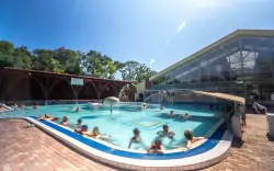 Veľký Meder len 100 m od termálov v apartmánoch Karmon Park s raňajkami