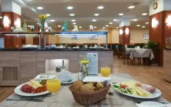 Polopenze v restauraci, Hunguest Hotel Répce GOLD ****