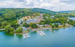 Brněnská přehrada: Hotel Rakovec *** u pláže s polopenzí + vstup do wellness s bazénem a vířivkou