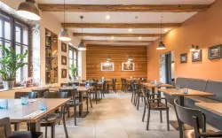 Restaurace Pavlač, Statek U Prahy