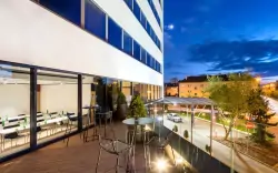Terasa s posezením, Hotel Occidental Praha ****