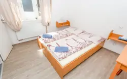 Izba, Chata Živec, Piesok