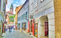 Český Krumlov přímo v centru u Náměstí Svornosti v Penzionu Pod Radnicí se snídaní a láhví vína