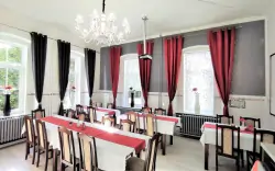 Restaurace, Hotel Sherwood ***, Karlovarsko