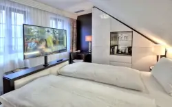 Dvoulůžkový pokoj ve vedlejší budově (depandanci) Grand