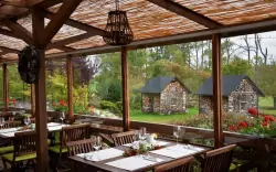 Restaurace, Luční penzion