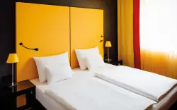 Plzěn: Belvárosi pihenés a sörfőzde közelében a Hotel Vienna House Easy by Wyndham Pilsen ****-ben reggelivel