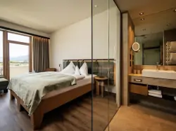 Dvojposteľová izba, Tauern Spa Hotel & Therme ****, Rakúsko