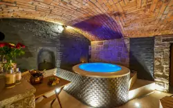 Liberec v blízkosti Ještědu a Babylonu: Hotel Stará Pekárna *** s raňajkami a privátnym wellness s vírivkou
