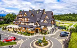Polské Tatry: Białka Tatrzańska v Hotelu Burkaty *** se snídaní/polopenzí a neomezeným wellness se saunami
