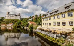 Šumava len 1 km od hradu Rožmberk v Penzióne Rožmberk Inn s raňajkami + fľaša vína alebo vstup na prehliadku