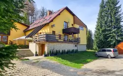 Beskydy u Pusteven: Penzion Na Lůkách s polopenzí, saunou, koupací kádí a kulečníkem + dětské hřiště, ohniště