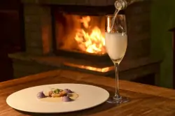 Restaurace, Palace Inn Hotel & Grill Restaurant, Jíloviště