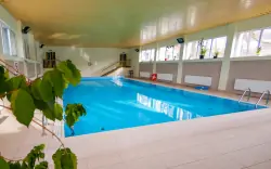 Úszómedence, Dom Wczasowy Beskidy, Wisła, Lengyel Beszkidek