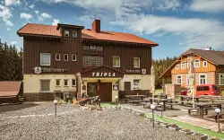 Pomezí Jizerských hor a Krkonoš u Harrachova: Penzion Triola *** se snídaní + privátní wellness centrum