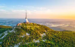 Liberec u přehrady a 3 km od centra: Pobyt v Hotelu Fabrica *** se snídaní formou bufetu + venkovní posezení