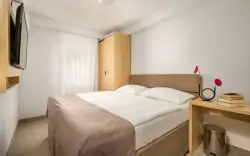Pokoj Standard, Hotel Delfin ***, Omišalj, Chorvatsko