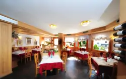 Interiér reštaurácie, Active Hotel Gran Zebru' ***, Cogolo di Peio (TN), Taliansko