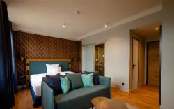Pokoje, Seehotel Niedernberg ****superior, Německo