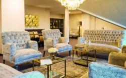 Interiér, Victor's Residenz-Hotel Gummersbach ****, Německo