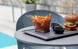 Modern étterem, Hotel Nestos ****, Dugi Rat, Horvátország