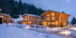 LA SOA Chalets & Eventlodge ****, Schattwald, Rakúsko