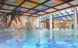 Vnútorný bazén, WAGNERS Hotel im Frankenwald ***superior, Steinwiesen, Nemecko