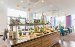 Reštaurácia s bufetom, Park Inn by Radisson Neumarkt ****, Neumarkt, Nemecko