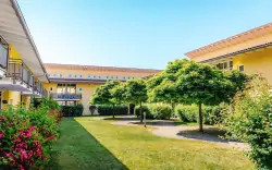 Vnitřní nádvoří, Donna Hotels - Hotel Klosterhof, Neukirchen beim Heiligen Blut, Německo