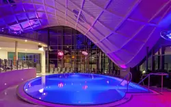 Hesensko: Hotel an der Therme Bad Orb prepojený s termálmi + raňajky, vnútorné a vonkajšie bazény a sauny