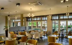 Modern étterem, Leonardo Hotel Lago di Garda – Wellness and Spa ****, Lazise (VR)