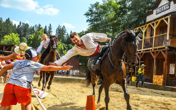 Nyugati város Šiklův mlýn, Šikland szórakoztató komplexum