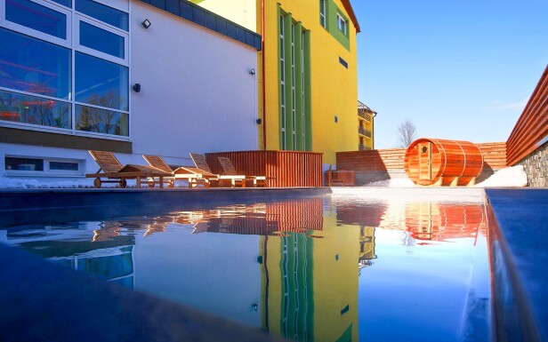 Venkovní bazén ve wellness Hotelu Lesana *** Vysoké Tatry