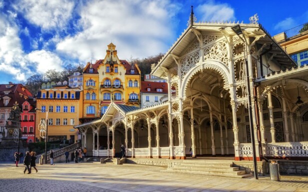 Karlovy Vary kúpeľná promenáda blízko Hotela Palacký ****