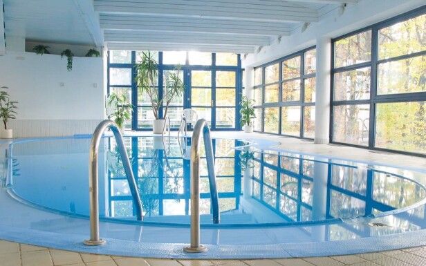 Wellness s bazénem, Interhotel America ****, Písek