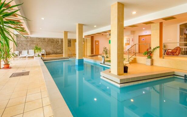 Wellness, termálna voda, bazén, Hotel Fit Hévíz, Maďarsko