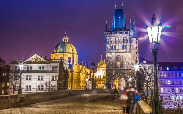 Objavte bohémsky pôvab stovežatej Prahy v zime
