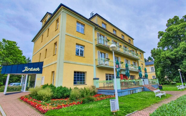 Hotel Jirásek *** v Konstantinových Lázních, Západní Čechy