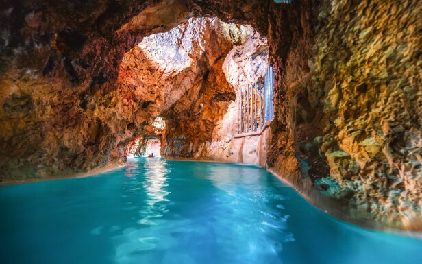 Jaskynné kúpele Miskolc
