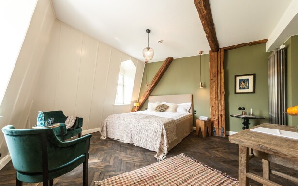 Pokoje, Renthof Kassel, Německo