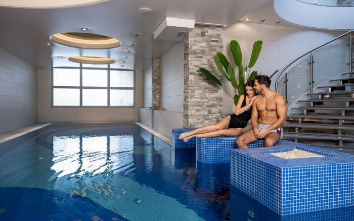 Karpacz: Wellness pobyt v Coco Boutique Hotelu & SPA s polopenzí, bazénem, vířivkou, 2 saunami a masáží + sekt