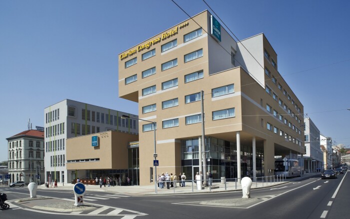 Severní Čechy v Clarion Congress Hotelu Ústí nad Labem **** se snídaní + welcome drink, občerstvení a kolárna