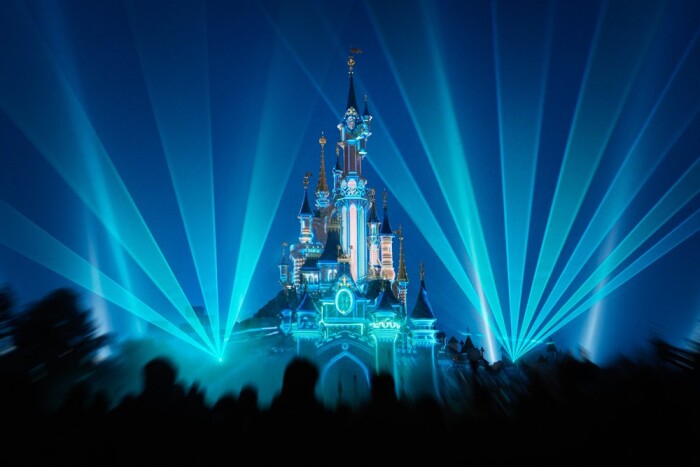 Varázslatos kaland a párizsi Disneylandben: Exkluzív privát belépővel és prémium szállással