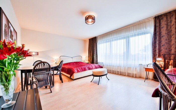 Praha pre rodiny až s 2 deťmi v hoteli Modrá stodola **** so vstupom do ZOO